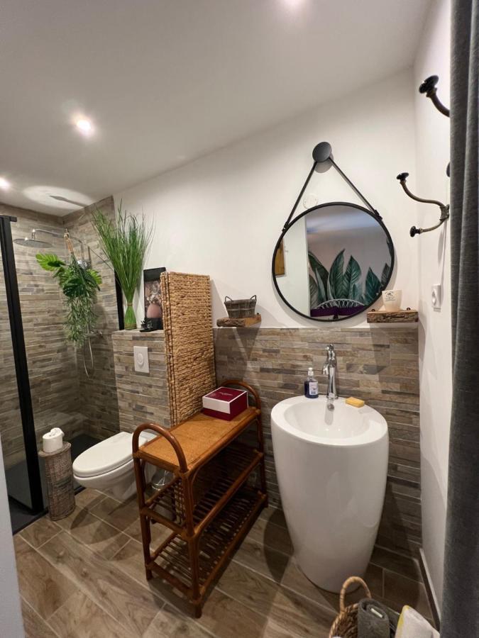 Appartement Entre Village Et Plages. Saint-Cyr-sur-Mer Luaran gambar